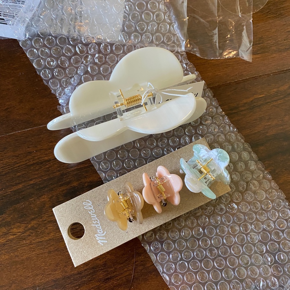 Madewell hair claw hair clip